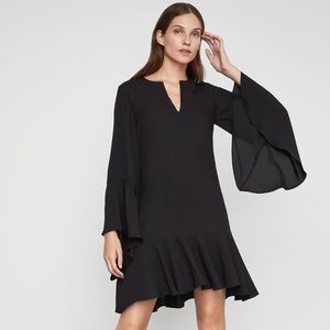 BCBG Flutter Sleeve Shift Dress Black Small New
